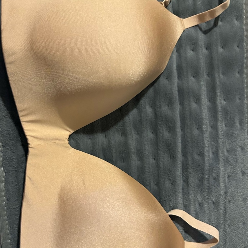 Beige SKIMS Bra 38C